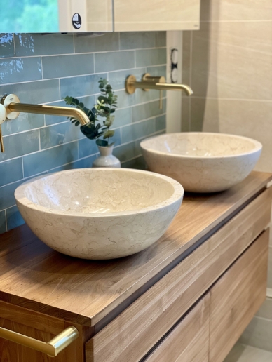 salle d eau intemporelle douce renovation decoration aurelie champion